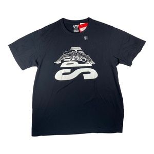 Marvel's Spiderman T Shirt Uniqlo New  Size Large Black